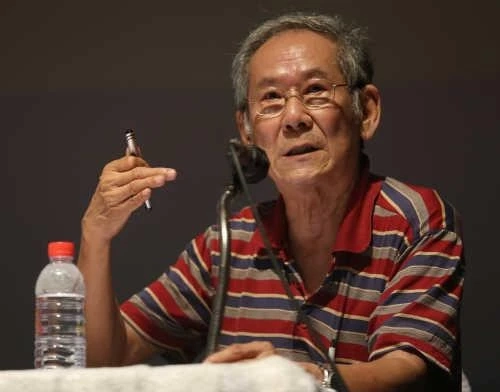 นิธิ เอียวศรีวงศ์