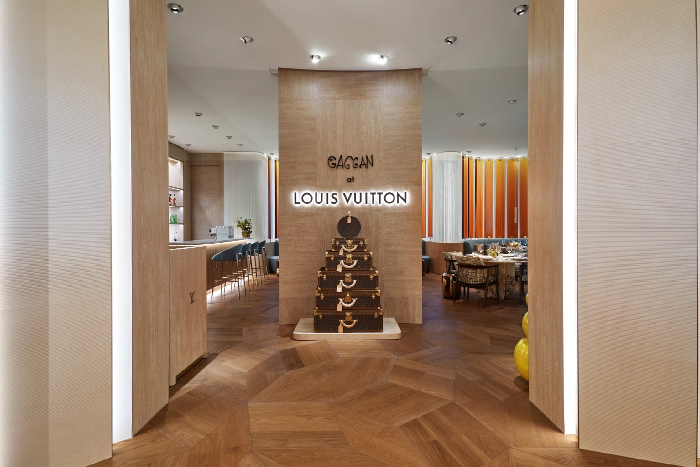 สาวก Louis Vuitton ห้ามพลาด "LV THE PLACE BANGKOK" ที่แรกในโลก ใหญ่ที่สุดในไทย