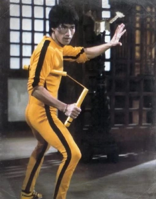 &quot;บรู๊ซ ลี&quot; ตำนานนักแสดงและผู้เชี่ยวชาญศิลปะการต่อสู้ 