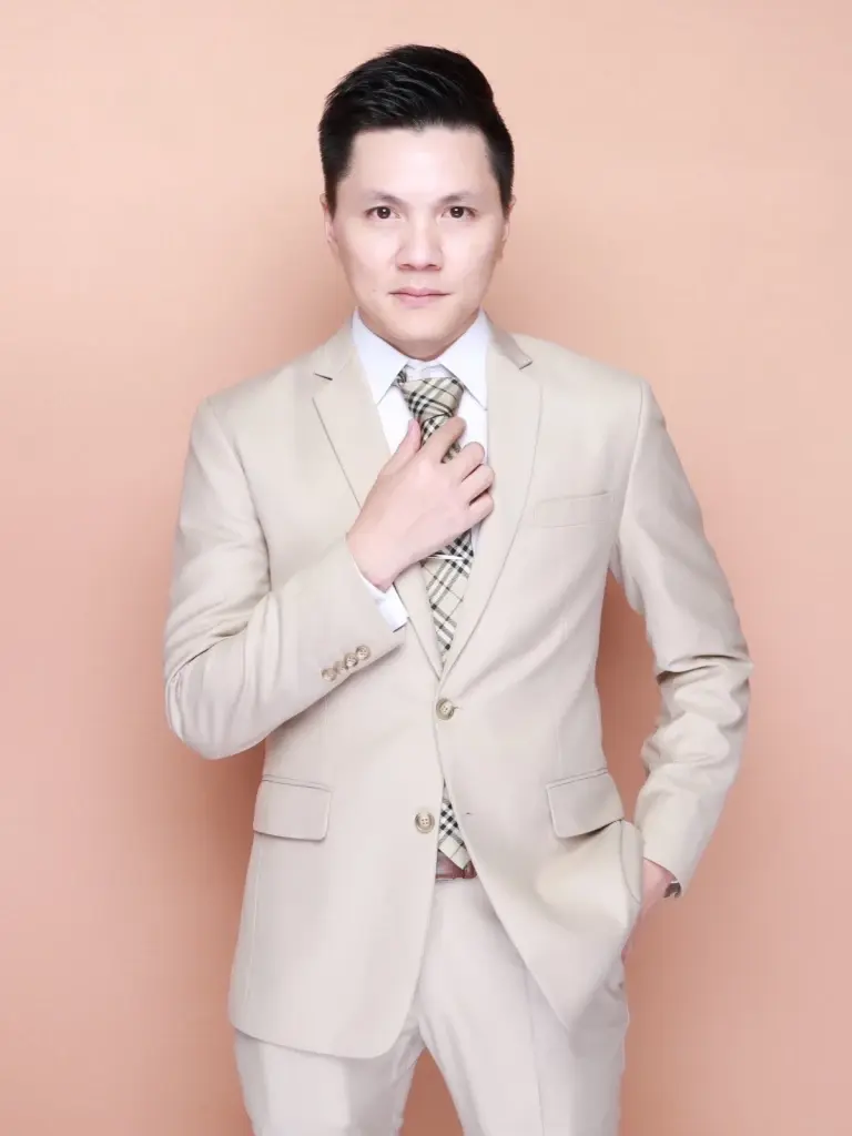 ภาคิน แสงวิจิตร
