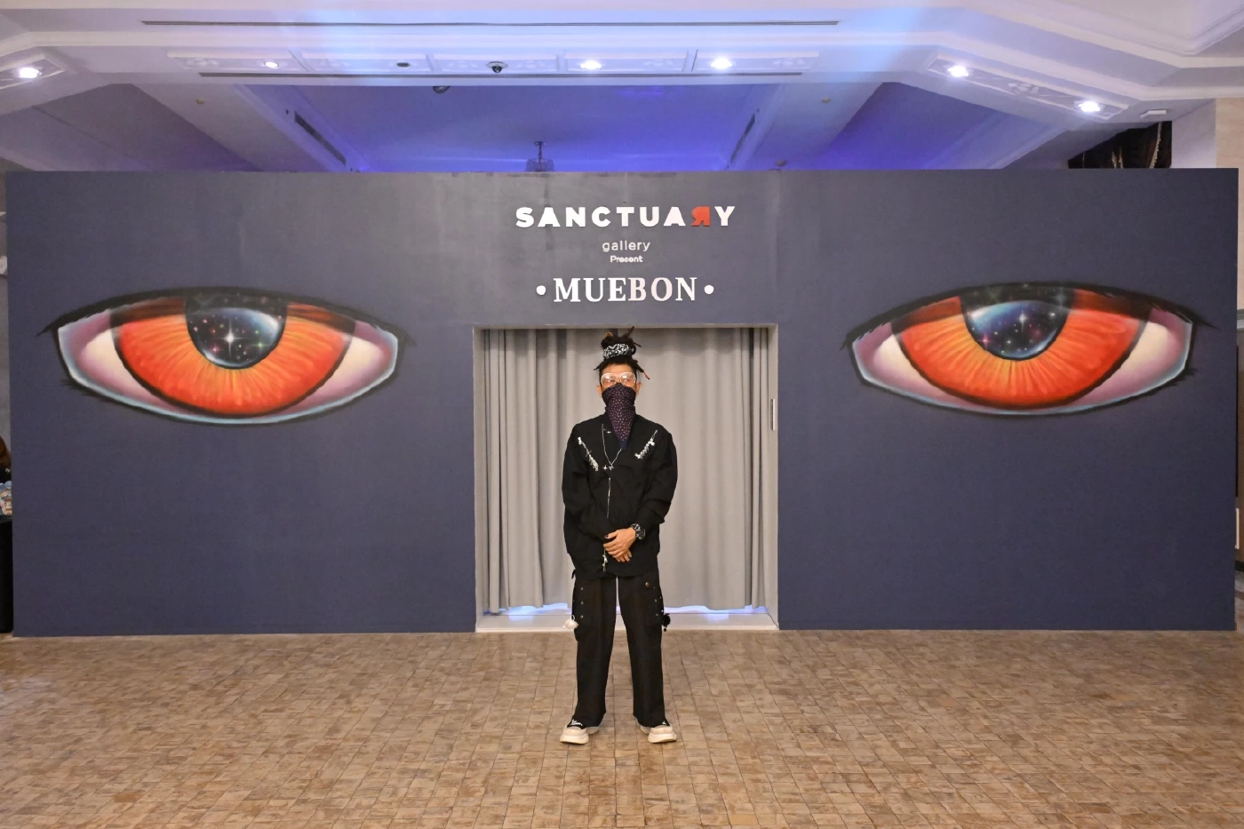 ชวนไปชมนิทรรศการ "The Analogous Sphere" ผลงานศิลปินสตรีทอาร์ตชื่อดัง MUEBON