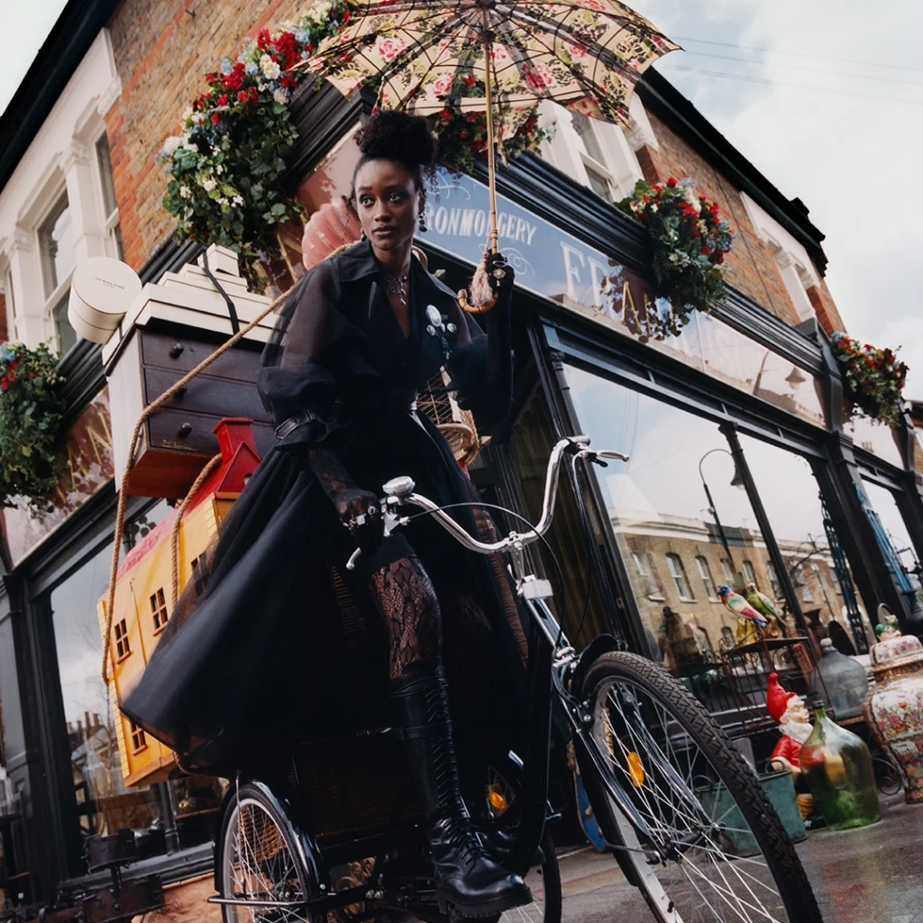 ค้นหาที่มาของ "กลิ่นหอม" ที่ได้แรงบันดาลใจ จากตลาดของลํ้าค่าประเทศอังกฤษ