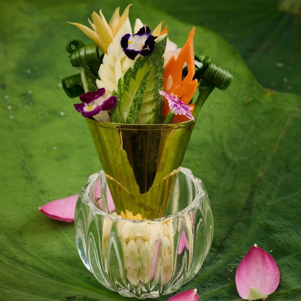 ดับร้อนด้วยเมนู "ข้าวแช่สุริยาศัย" ผสานวัฒนธรรมทางการกินในรูปแบบ 3 ตำรับ