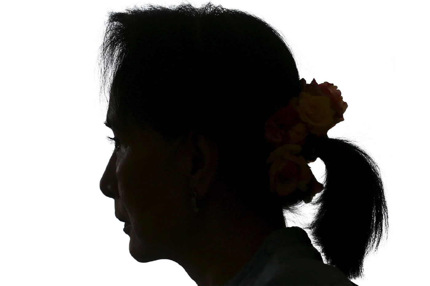 "อองซาน ซูจี" ถูกตัดขาดจากโลกภายนอก บ้านยังไร้คนประมูล