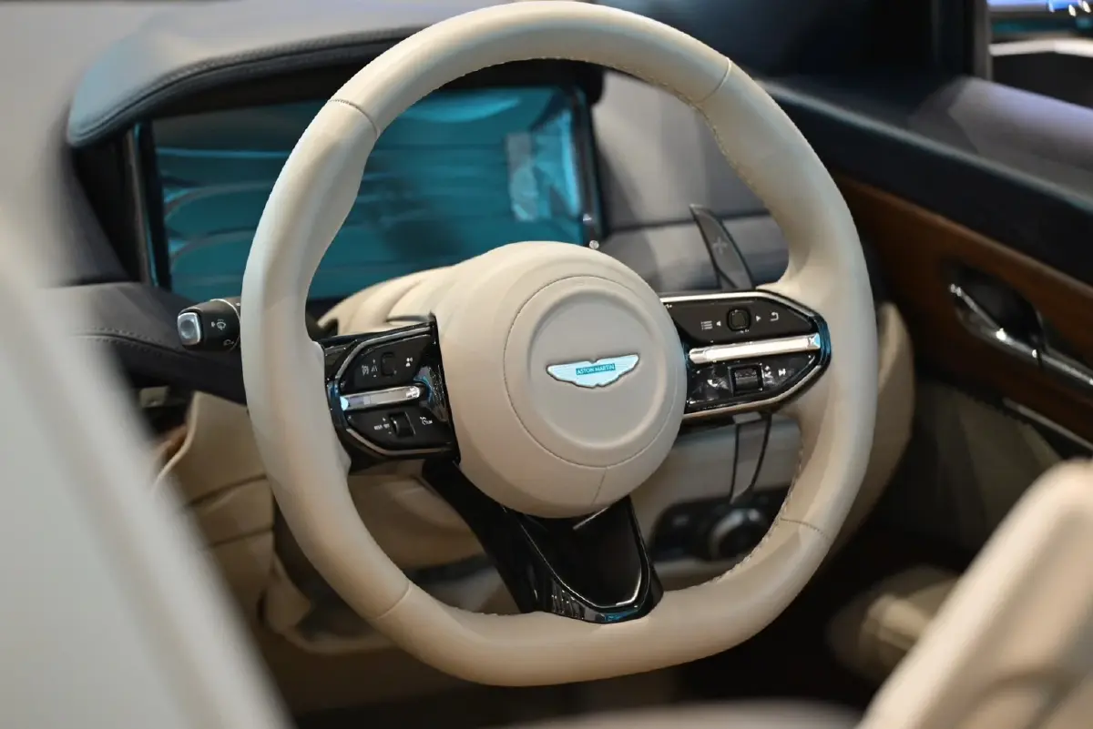 DB12 Volante ที่สุดแห่งยนตรกรรม Super Tourer เปิดประทุนทวินเทอร์โบ 680 แรงม้า