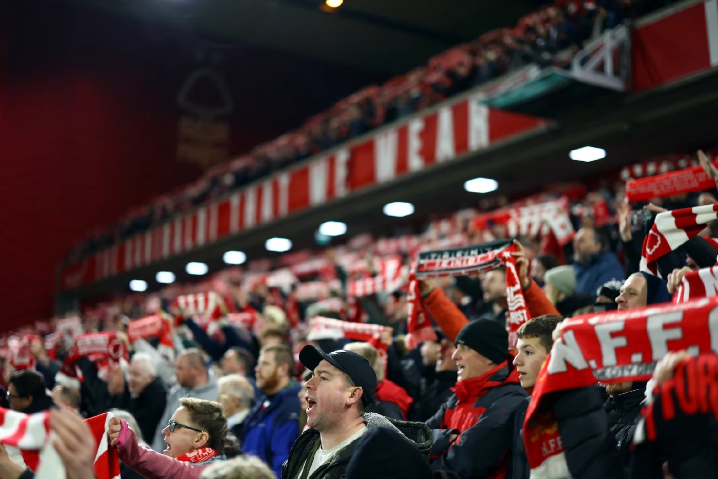 "ฟอเรสต์" พลาดตรงไหน ทำไมถึงโดนตัดแต้มจนเสี่ยงตกชั้น?