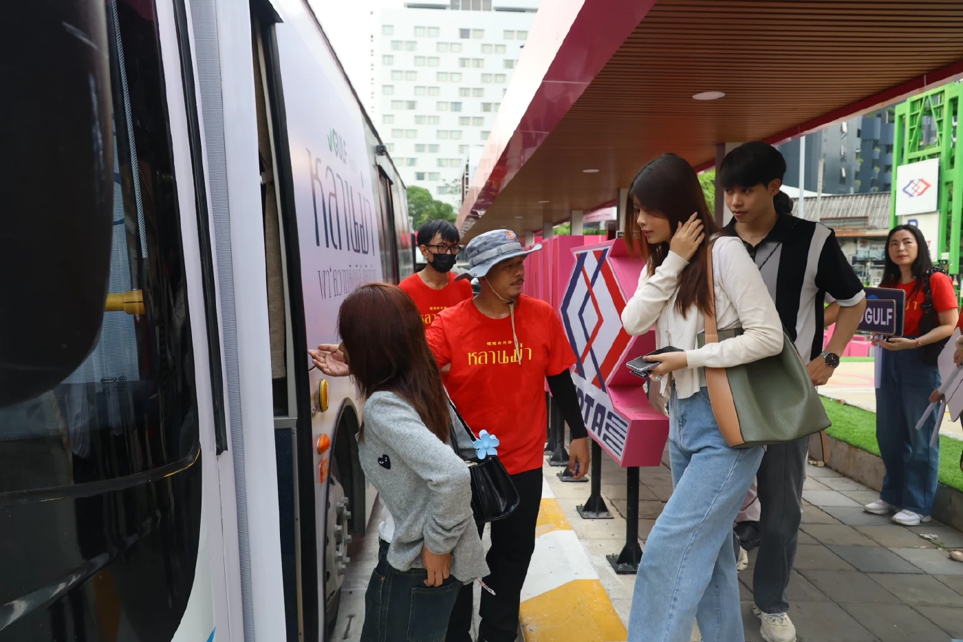 “GULF x GDH Family Power หลานม่า พาความคิดถึงกลับบ้าน”