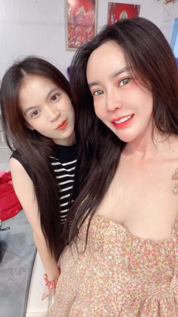 อัปเดตอาการ ออฟฟี่ แม็กซิม ลูกสาวแจงต้องใช้เงินรักษามากกว่า 7 หลัก