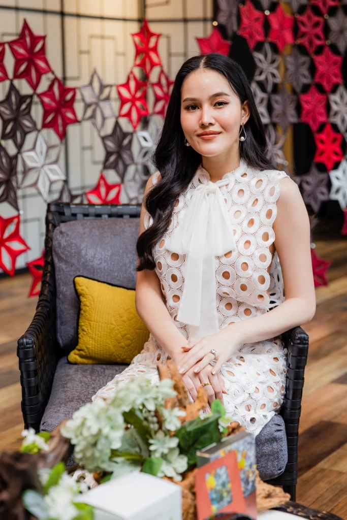 แพทย์หญิงภัทรพร ภัทรากร 