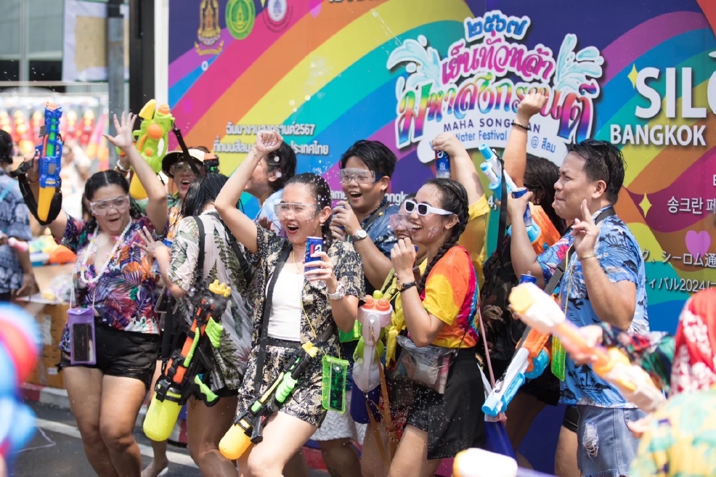 ก.วัฒนธรรม ปลื้มจัดสงกรานต์ “สีลม -สยามแควร์-สวนสยาม” คนแห่ร่วมทะลุล้าน