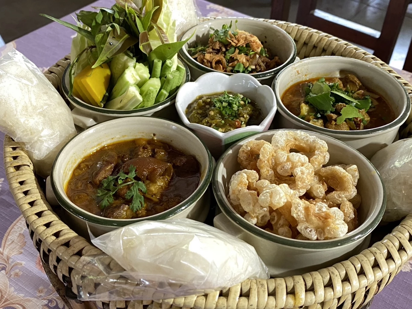 รู้จัก "แกงฮังเล" เมนูอาหารเหนือที่มีรสชาติเป็นเอกลักษณ์