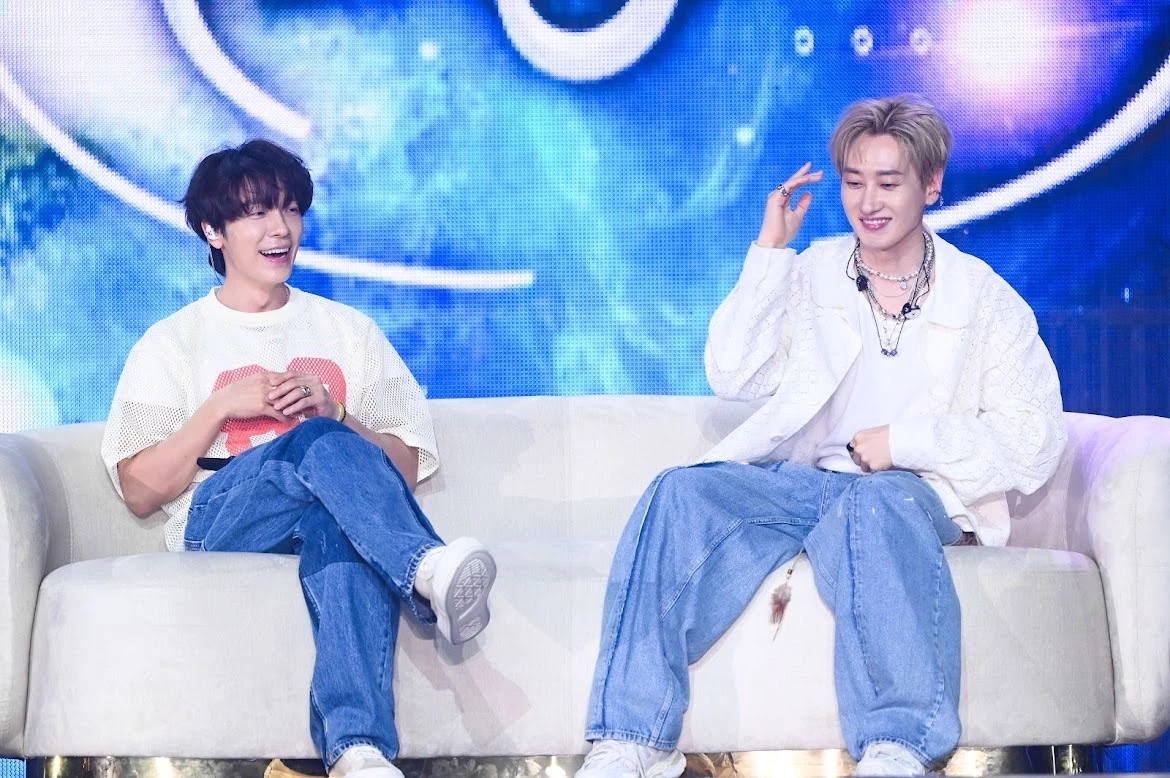 ทงเฮ, อึนฮยอก SUPER JUNIOR  จัดเต็ม แฟนไซน์ แฟนมีตติ้ง ทำดี! ทำถึงมาก!