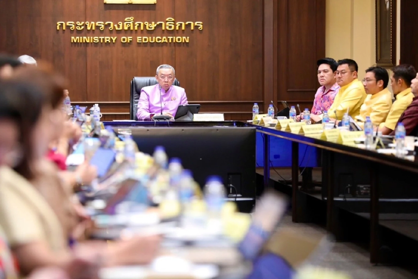 พล.ต.อ.เพิ่มพูน ชิดชอบ รัฐมนตรีว่ากระทรวงศึกษาธิการ