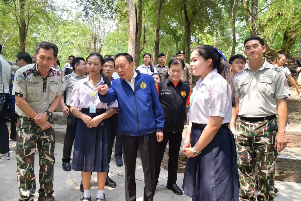 ก.ทรัพย์ฯ หนุนคนรุ่นใหม่อนุรักษ์ธรรมชาติ เปิดรับนักเรียนช่วยงานอุทยาน