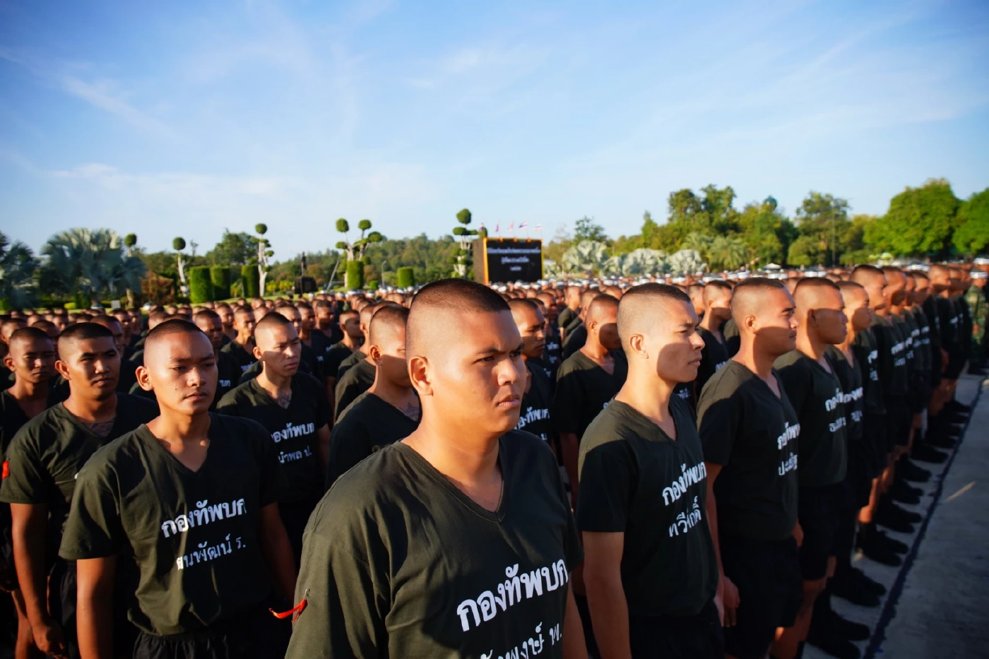 ย้อนนโยบายพรรคการเมือง "ยกเลิกทหารเกณฑ์" กับความจริงอันแสนยากจะทำ