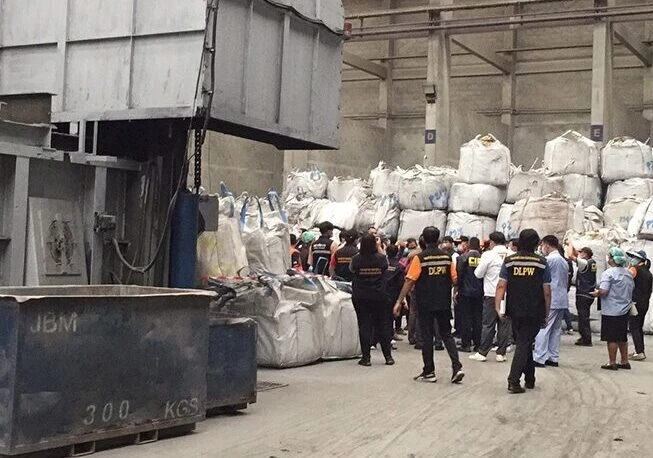 กาก "แคดเมียม" ที่ถูกลักลอบขนมาจากจังหวัดตาก