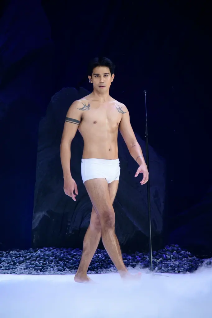 หนุ่มสาวซูปร้า อวดหุ่นเป๊ะปัง โชว์เพอร์ฟอร์แมนซ์แบบสับ! ในรอบชุดว่ายน้ำ