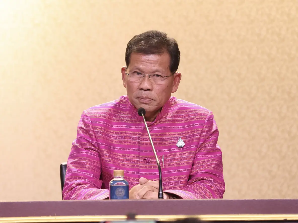 นายคารม พลพรกลาง รองโฆษกประจำสำนักนายกรัฐมนตรี