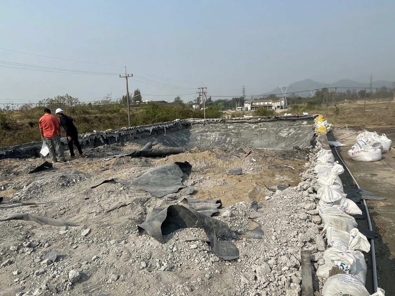 อุตสาหกรรม จ.ตาก ตรวจบ่อเก็บกากแคดเมียม พบได้รับอนุญาตขนย้ายไป จ.สมุทรสาคร