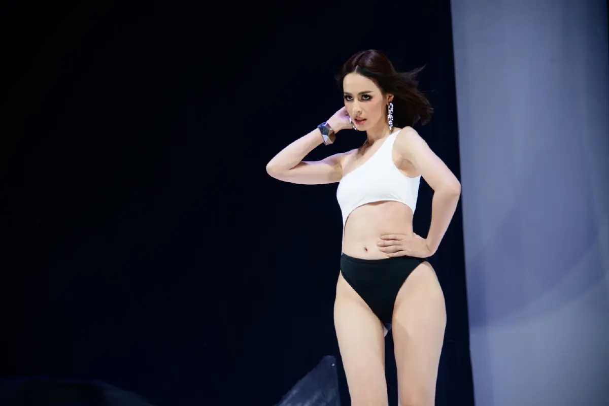 หนุ่มสาวซูปร้า อวดหุ่นเป๊ะปัง โชว์เพอร์ฟอร์แมนซ์แบบสับ! ในรอบชุดว่ายน้ำ