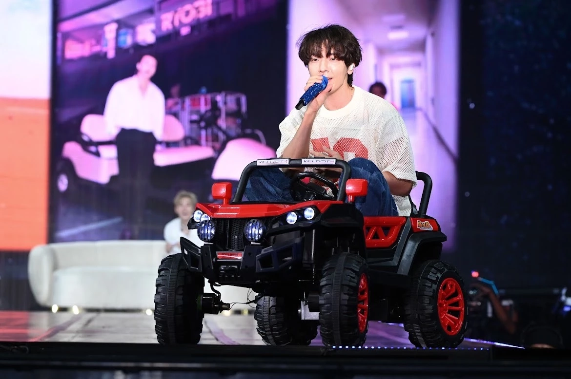 ทงเฮ, อึนฮยอก SUPER JUNIOR  จัดเต็ม แฟนไซน์ แฟนมีตติ้ง ทำดี! ทำถึงมาก!