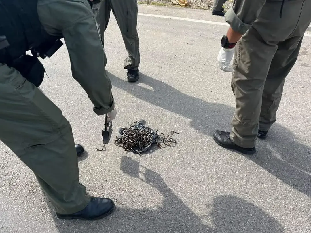 คนร้ายลอบวางระเบิด ยิงปะทะเจ้าหน้าที่ นปพ.นราธิวาส ได้รับบาดเจ็บ 4 นาย