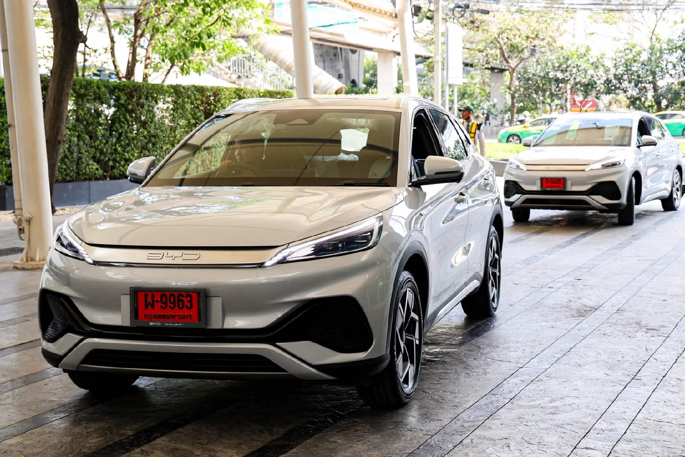เนชั่นกรุ๊ป ผนึก BYD รับมอบรถยนต์ไฟฟ้า เดินหน้าประหยัดพลังงาน ลดโลกร้อน