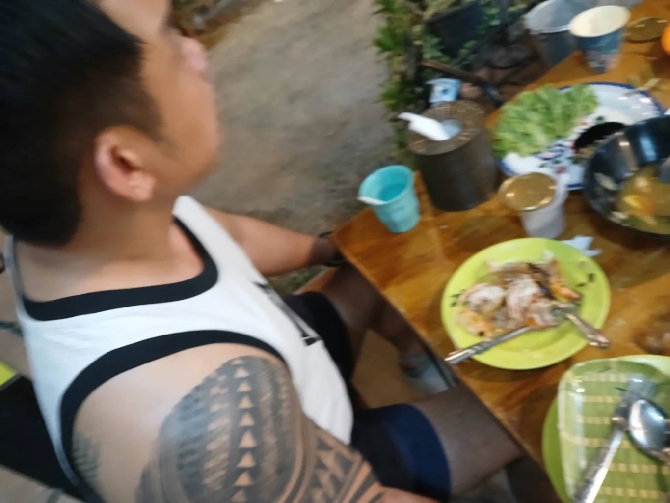 เสี่ยต้นกินข้าวกับครอบครัวก่อนถูกยิง