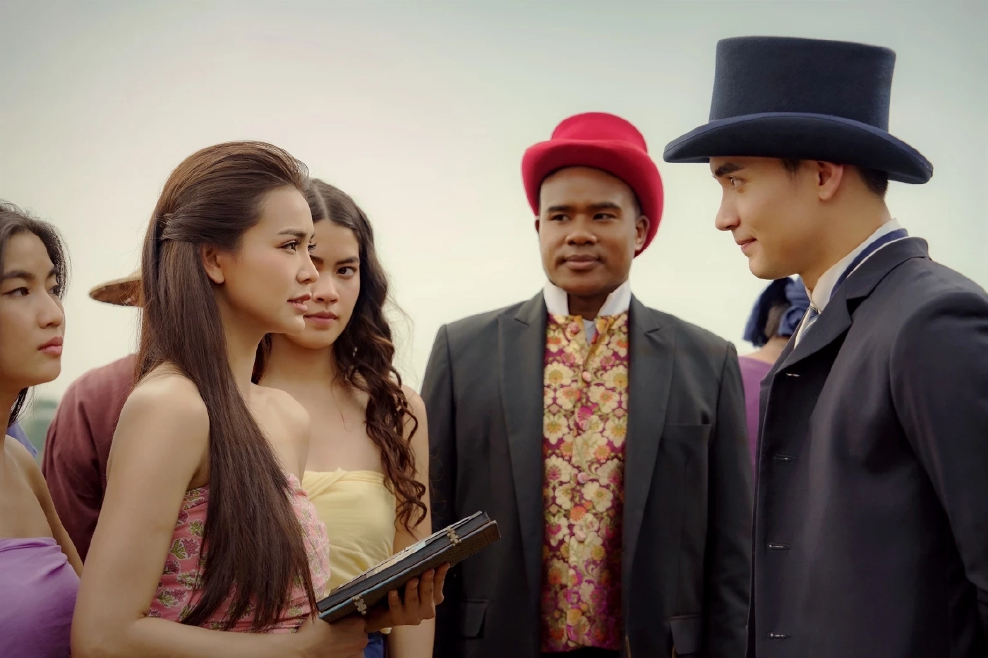 นับถอยหลังเปิดหอบุปผชาติ เตรียมพบโสเภณีสุดแซ่บในซีรีส์ บางกอกคณิกา