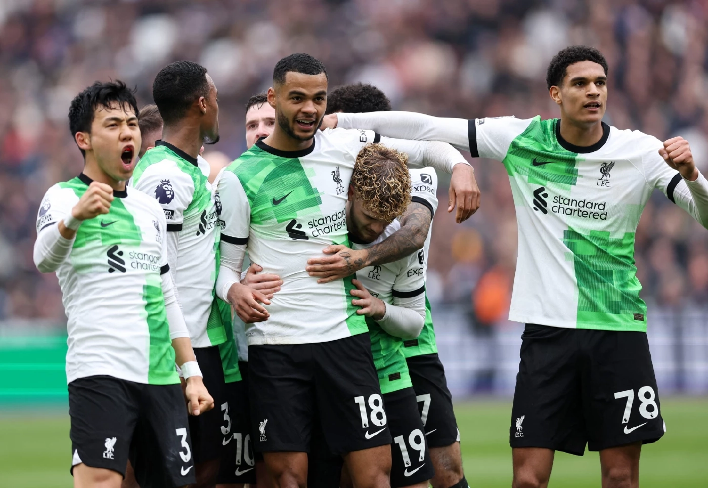 เช็กความพร้อม-ดูบอลสด "ลิเวอร์พูล พบ สเปอร์ส" ศึกพรีเมียร์ลีกคืนนี้