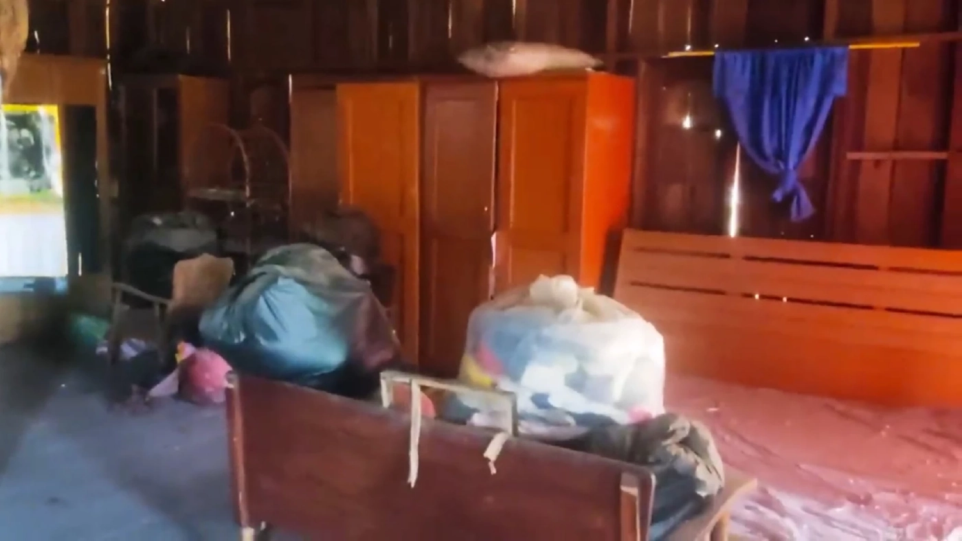 ป้าข้างบ้าน ชี้แจงปมยูทูบเบอร์ บุกรุกบ้านทรงไทย เผย ไม่ได้อนุญาต แค่ตอบว่า "ได้"