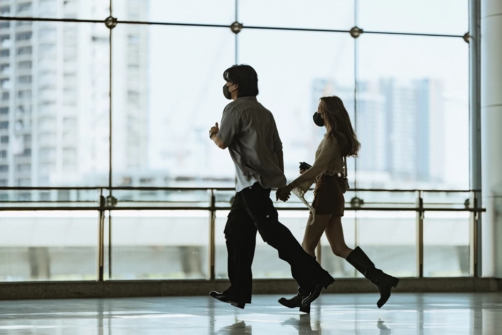 เนเน่ พรนับพัน ดึง กลัฟ คณาวุฒิ ร่วมเล่นเอ็มวีเพลง All to myself