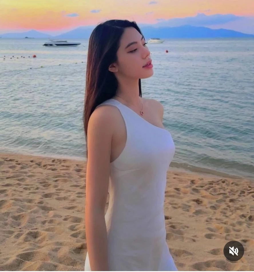 สวนมาสวนกลับ โจลี่ เหงียน ลงรูปผู้ชายดูทรงคล้าย ๆ พิธีกรชื่อดังมานั่งเฝ้า