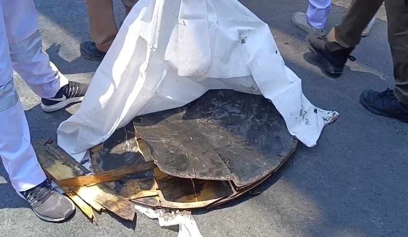 ไร้ปาฏิหาริย์! ชายพลัดตกท่อร้อยสายไฟ เกาะกลางถนนลาดพร้าว เสียชีวิตแล้ว