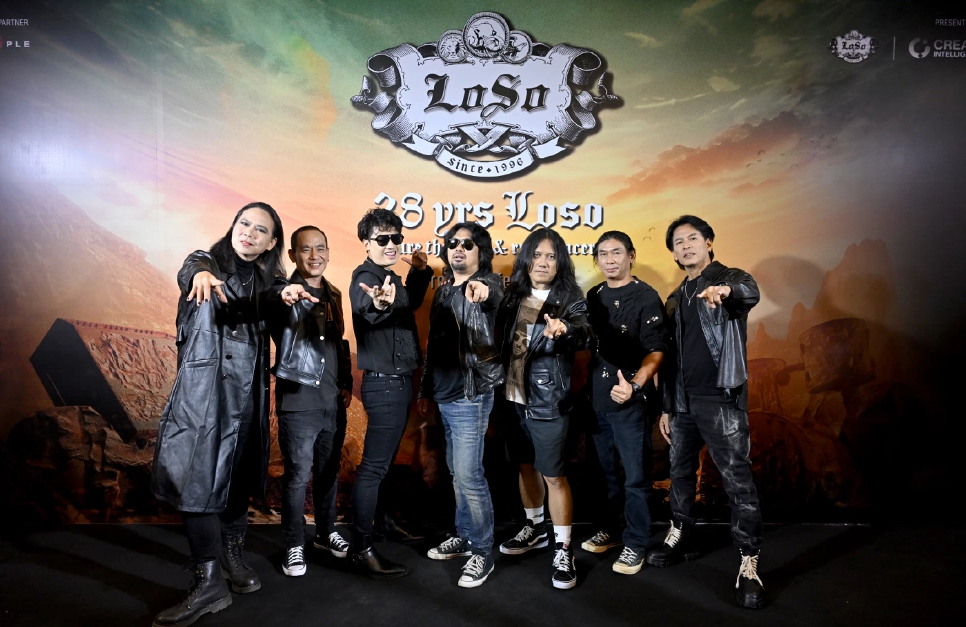 เสก โลโซ นำทีมผองเพื่อน กลับมารวมตัวกันอีกครั้งในรอบ 23 ปี