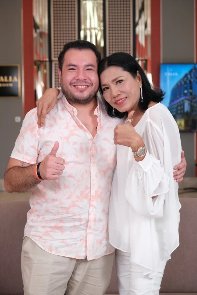 ตุ๊ก ญาณี ควงลูกชาย เปิดใจดาราตกอับ ลั่น! ชีวิตนี้ไม่เคยของานใคร