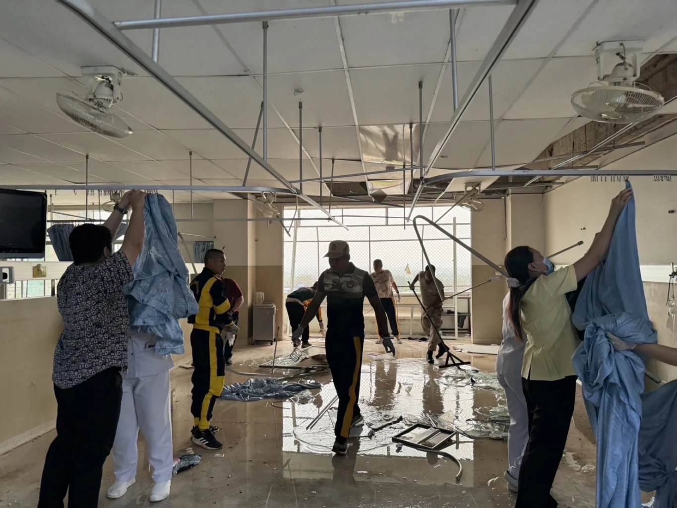 อุตรดิตถ์อ่วม! พายุฤดูร้อนพัดถล่ม สร้างความเสียหายเป็นบริเวณกว้าง