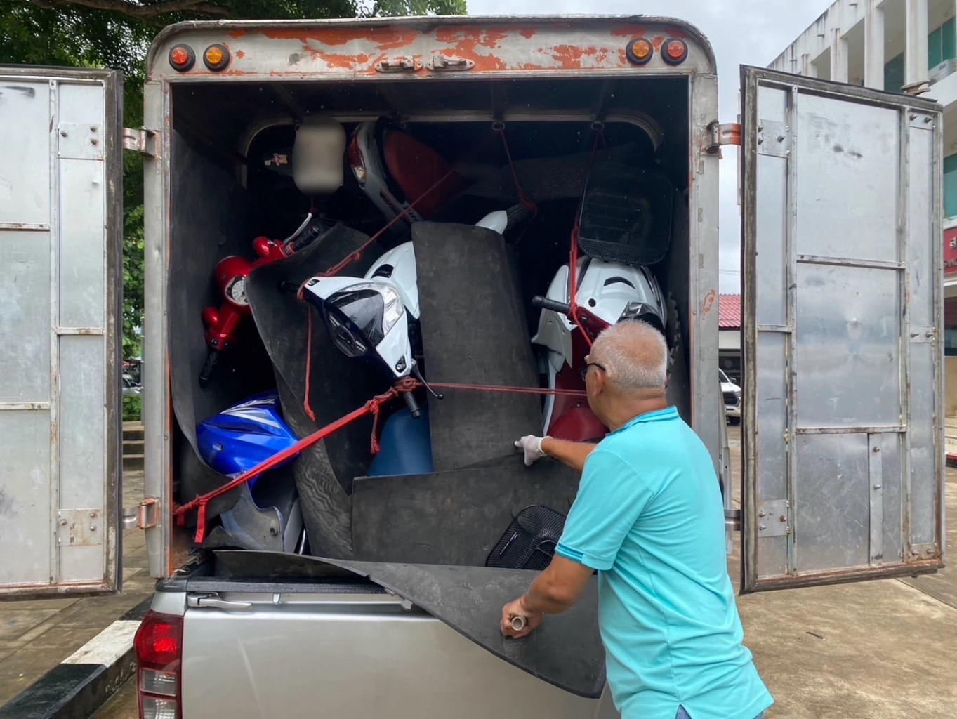 รวบแก๊งรับซื้อ-จำนำรถ ไม่สนจะติดไฟแนนซ์หรือขโมยมา ก่อนลักลอบส่งออกชายแดน