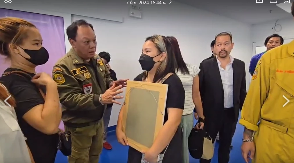 ครอบครัวนำร่าง น.ส.หมิง ไปประกอบพิธีทางศาสนาที่บ้านเกิด