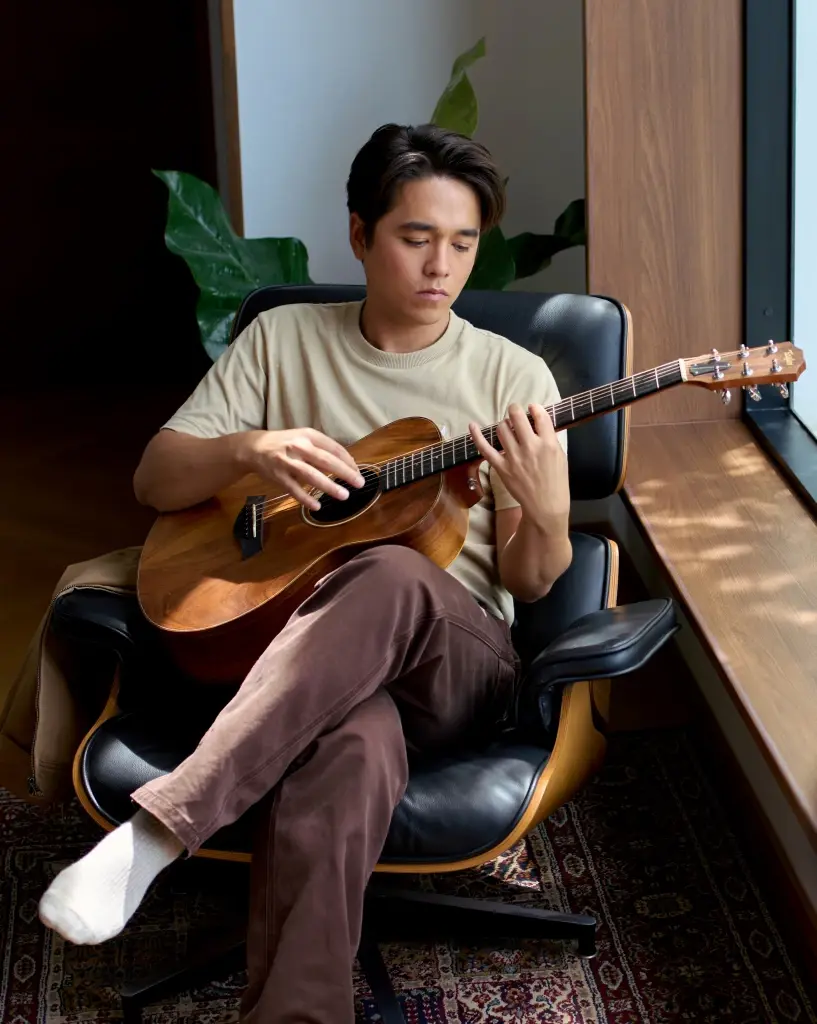  New Signature Collection แฟชั่นเซ็ตจากนักแสดงหนุ่มหัวใจรักษ์โลก “อเล็กซ์ เรนเดลล์”