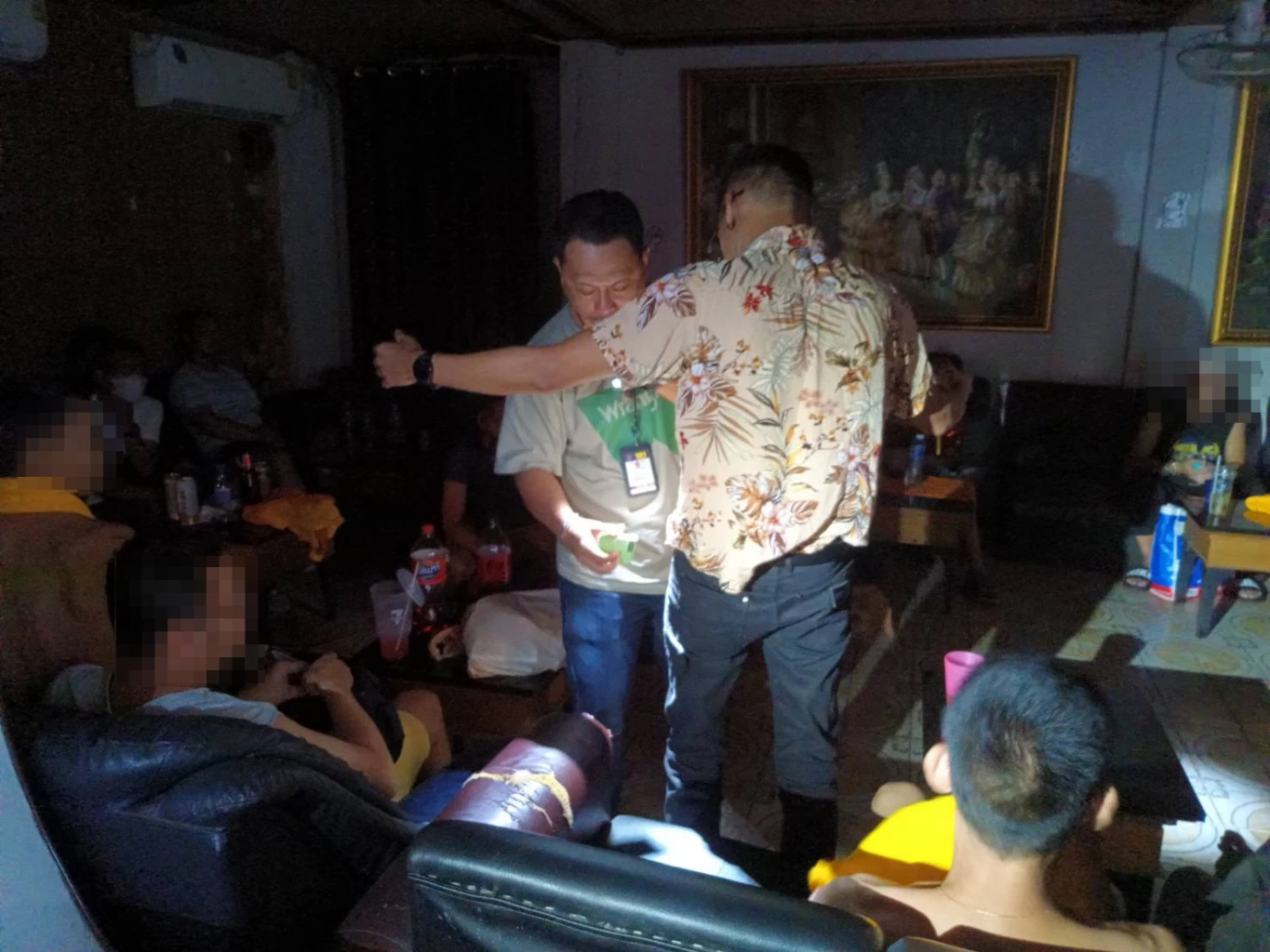 ทลายปาร์ตี้ยา-มั่วเซ็กส์กลางกรุง รวบ 22 หนุ่ม ขยายผลรวมผู้ค้ายาเพิ่ม