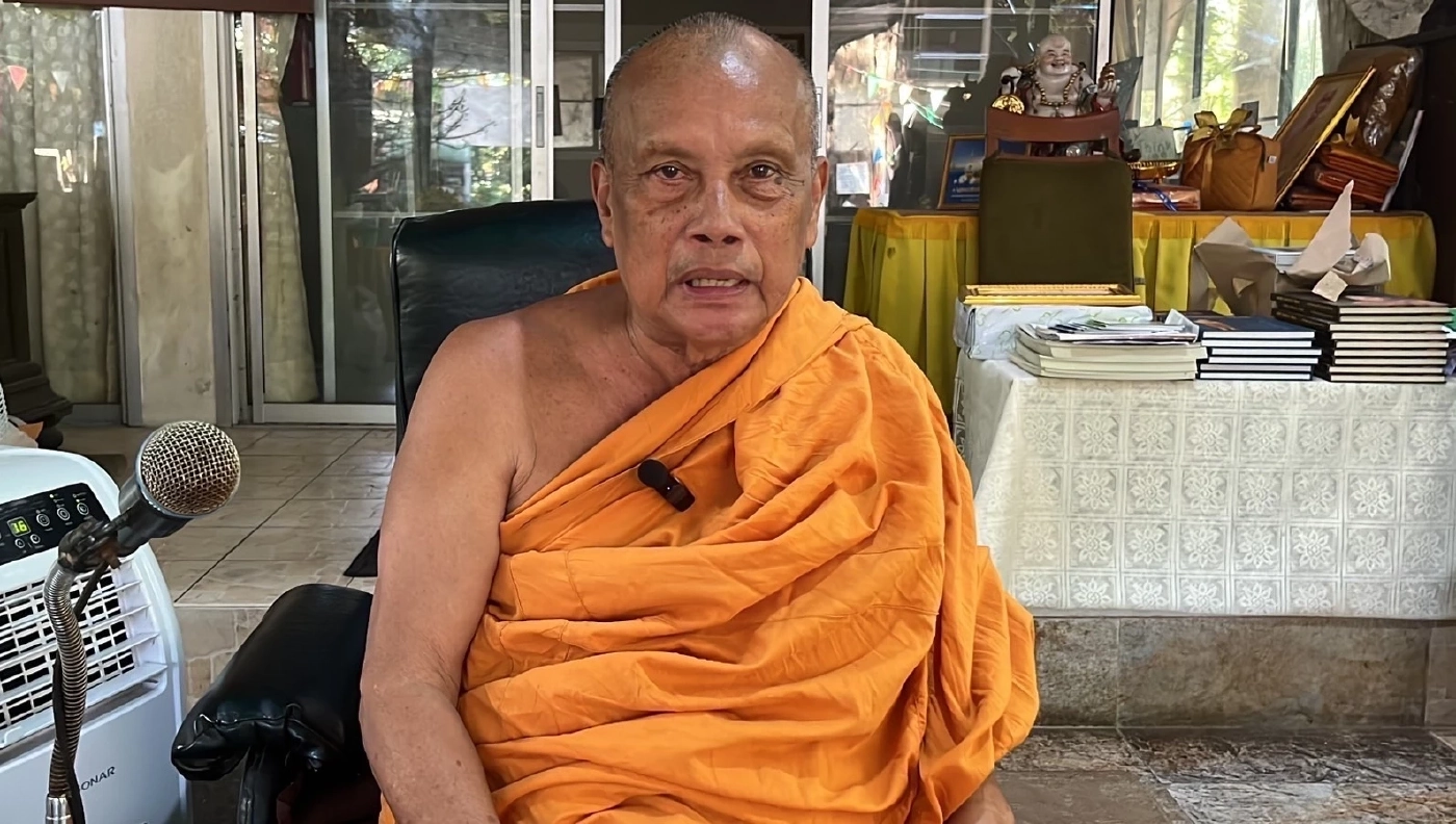 พระพยอม กัลยาโณ เจ้าอาวาสวัดสวนแก้ว 