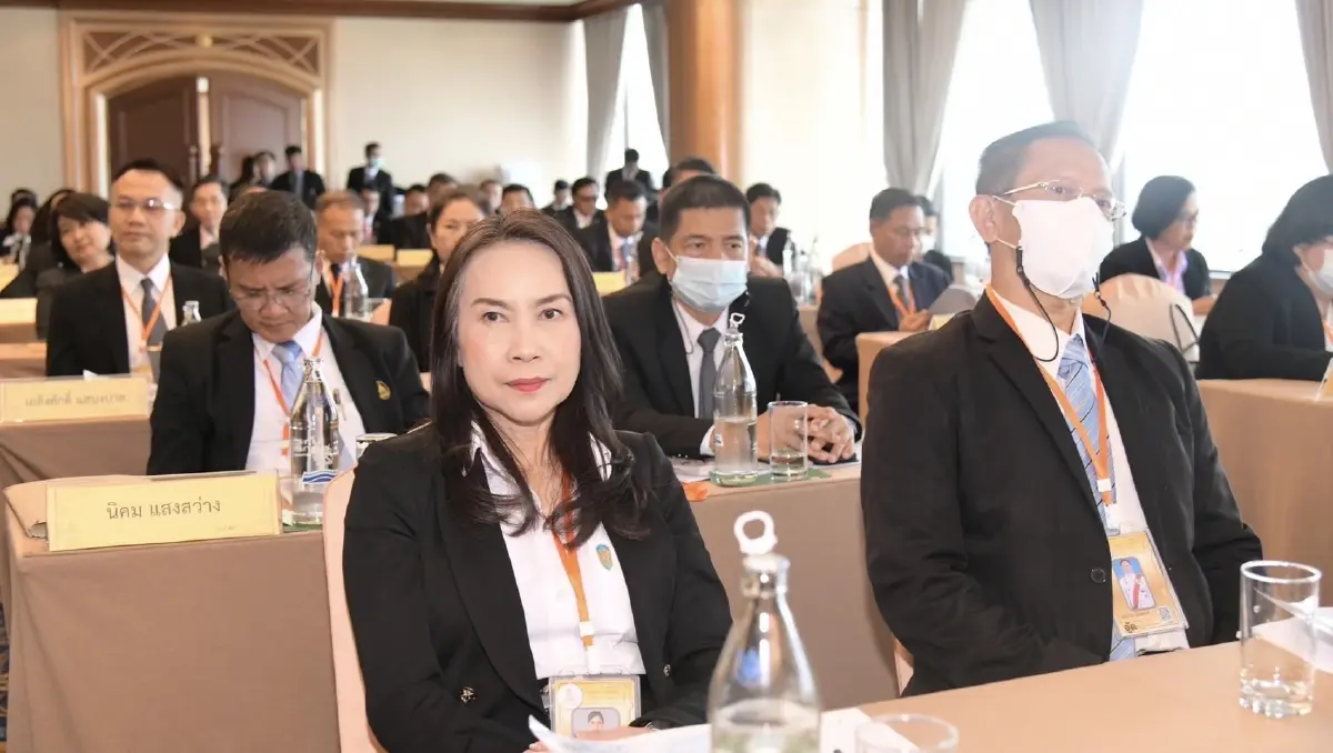 รอง อสส.เปิดการอบรมหลักสูตร อธ.อัยการ รุ่น 15 เสียงโหวตเลือก "วัชรินทร์" เป็นประธานรุ่น