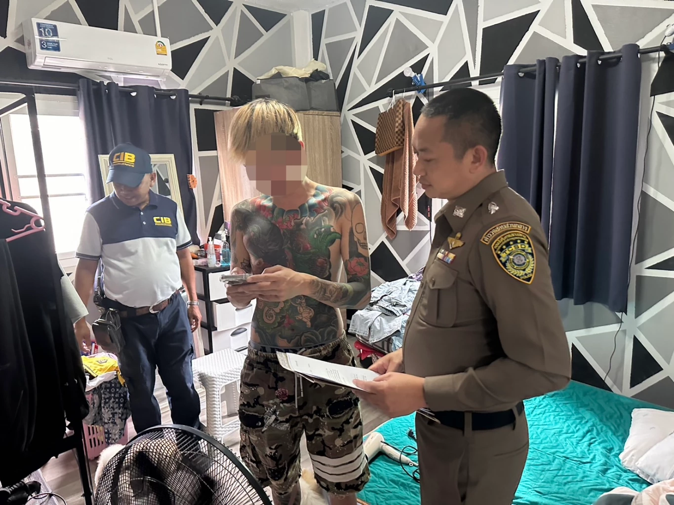 ตำรวจ ปอท. รวบ 3 เน็ตไอดอลชื่อดัง รับงานโพสต์โฆษณาชักชวนเล่นพนันออนไลน์