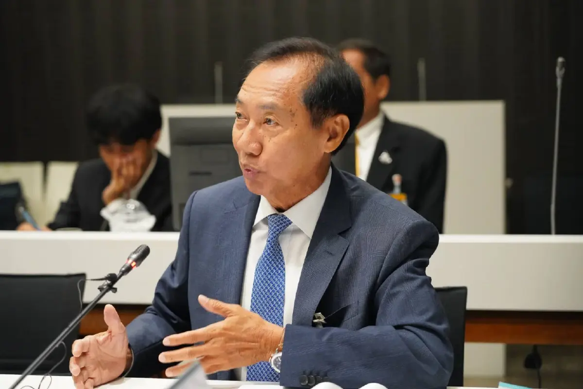 ดร.โภคิน พลกุล ประธานยุทธศาสตร์ขับเคลื่อนประเทศ 