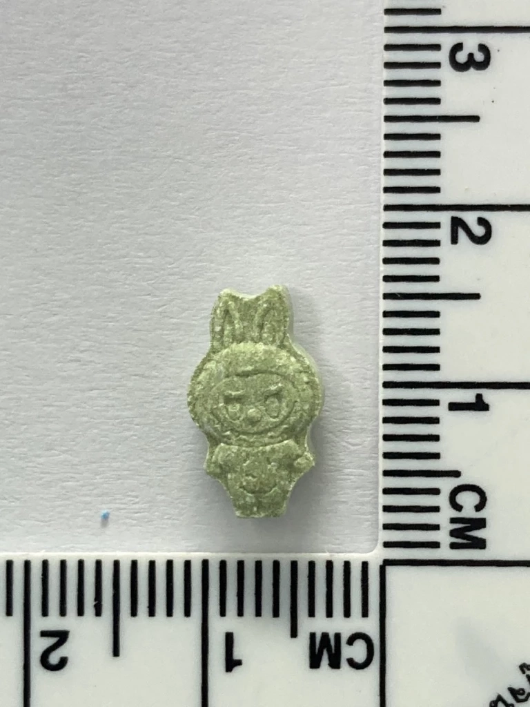 ตำรวจแจ้งพบยาอี ‘ลาบูบู้’ ระบาดแล้ว 3 จังหวัด เตือนดูแลลูกหลานใกล้ชิด