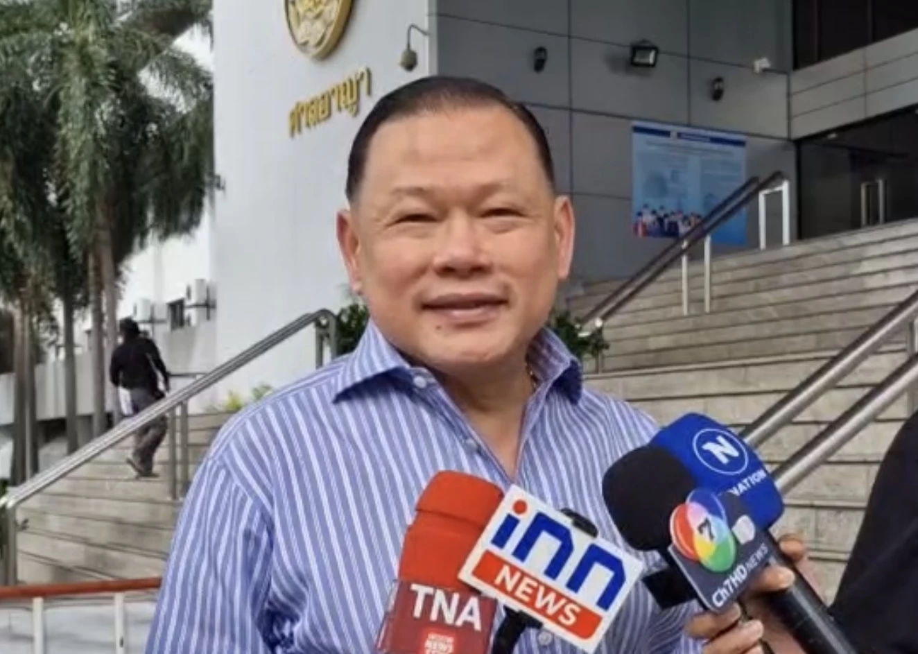 ศาลสั่งจำคุก "สันธนะ" 1 ปี ปมหมิ่นฯ รร. “ชูวิทย์” มีวัยรุ่นมั่วสุมเสพยา