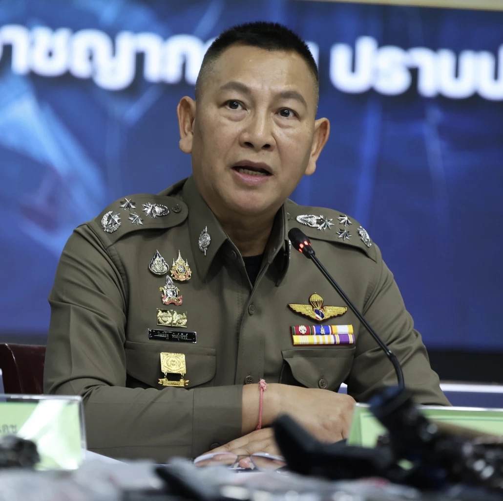 พล.ต.อ.กิตติ์รัฐ พันธุ์เพ็ชร์ รอง ผบ.ตร. 