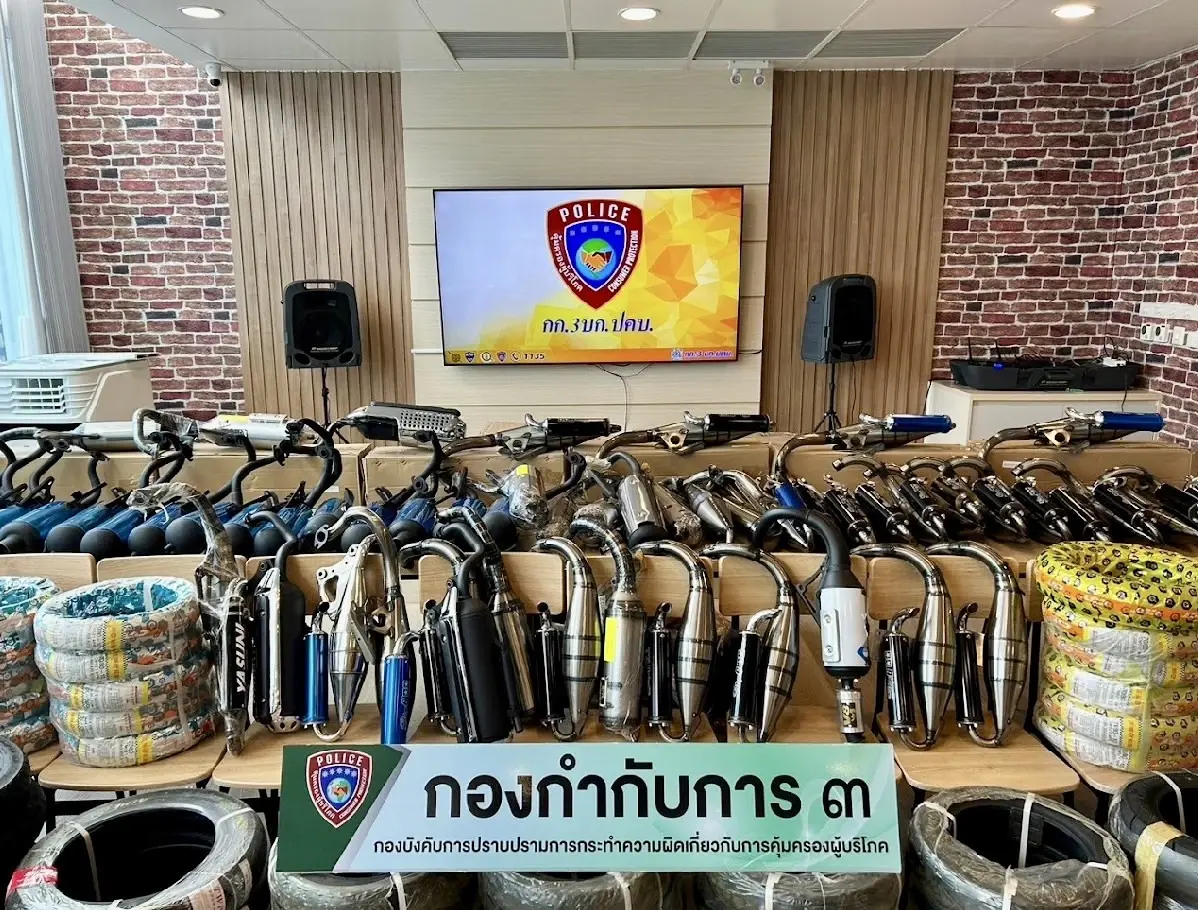 กวาดล้างท่อไอเสีย และยางรถ จยย.เถื่อนขายกลุ่มลับ