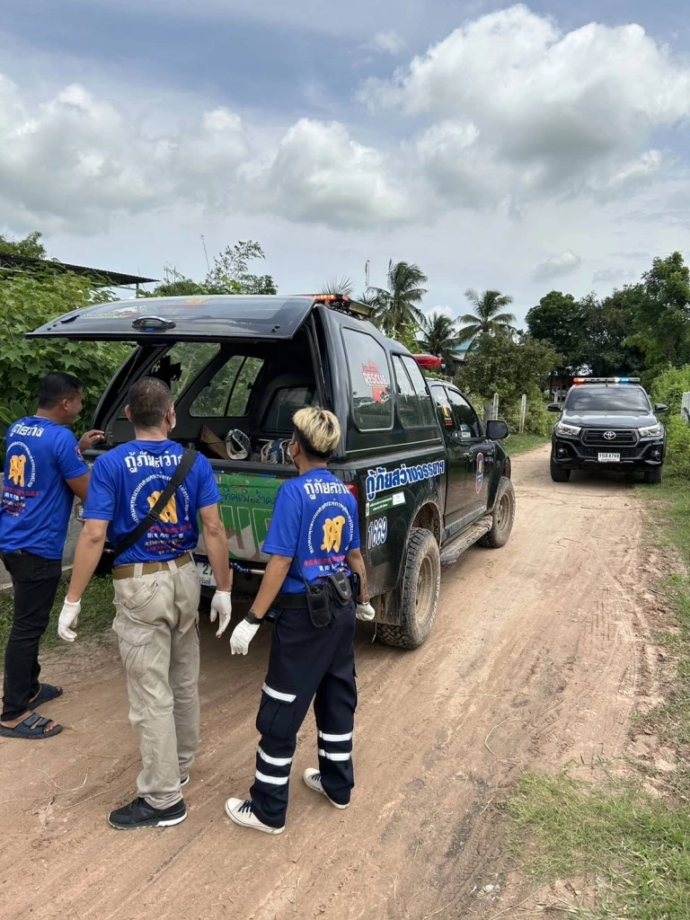 เมียสุดทน ผัวเมาซ้อมพ่อแม่พิการจนขาหัก คว้ากรรไกรแทงดับ